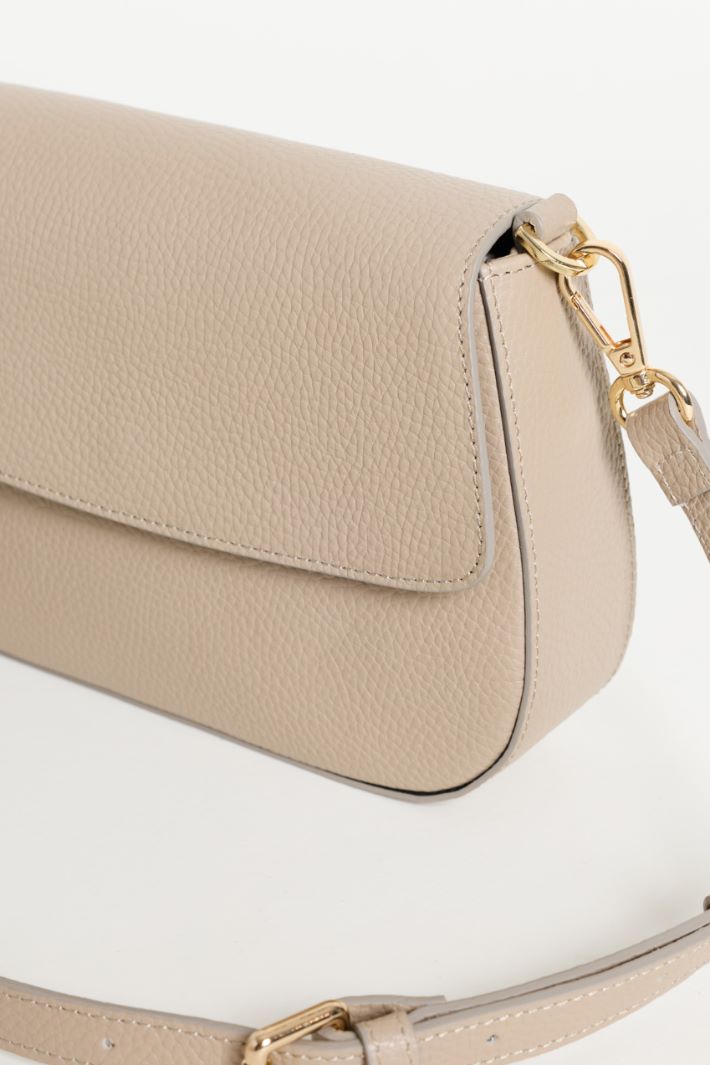 Tumbled leather shoulder bag - BEIGE - Intrend - 4