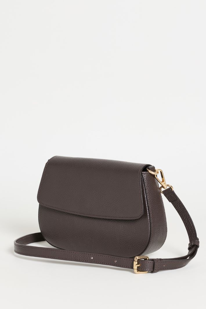Tumbled leather shoulder bag - BROWN - Intrend - 2
