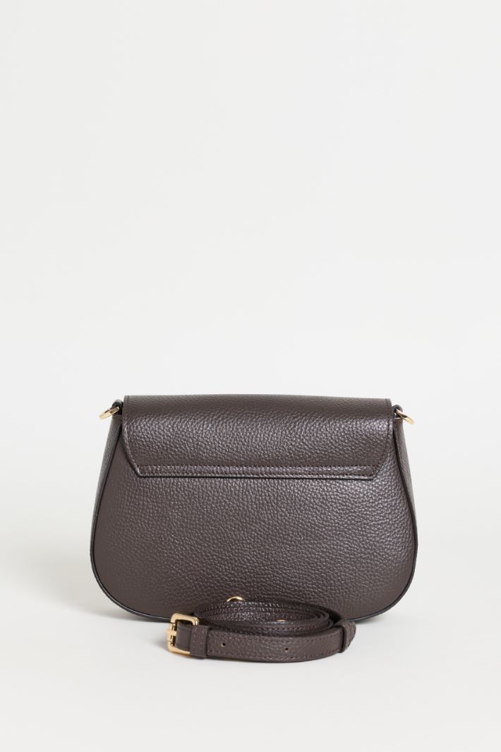 Tumbled leather shoulder bag - BROWN - Intrend - 3