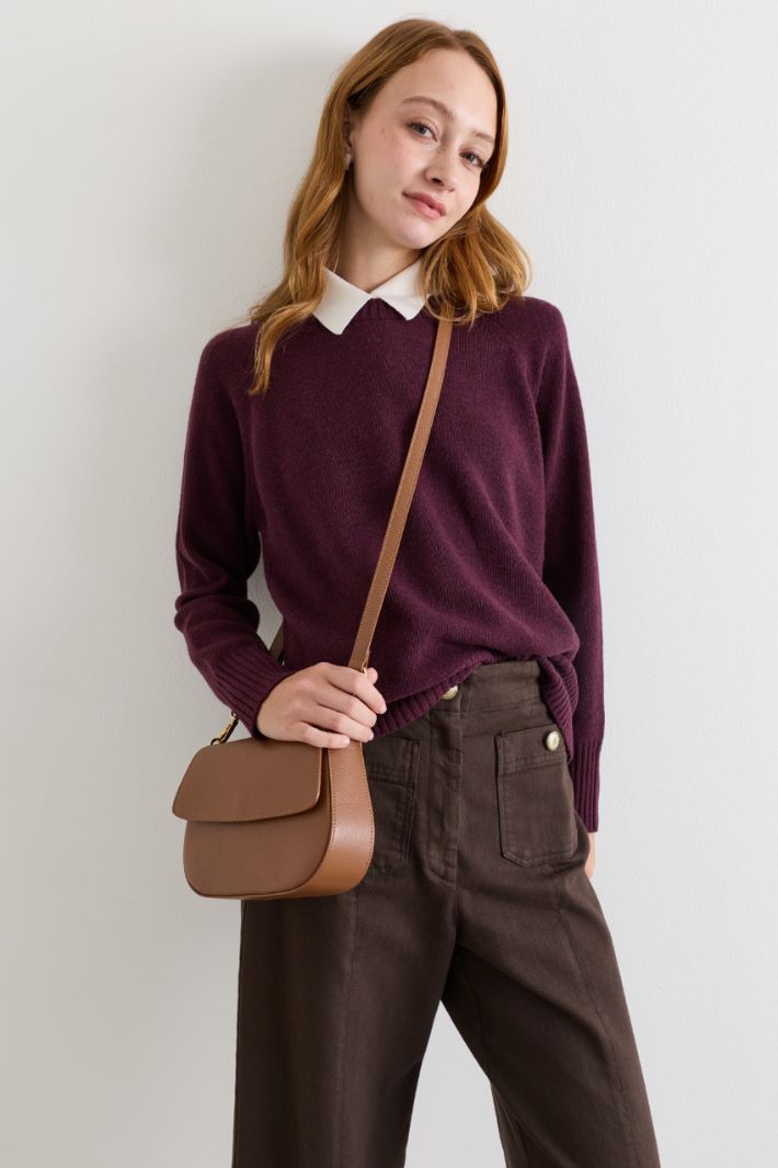 Tumbled leather shoulder bag - BROWN - Intrend - 5