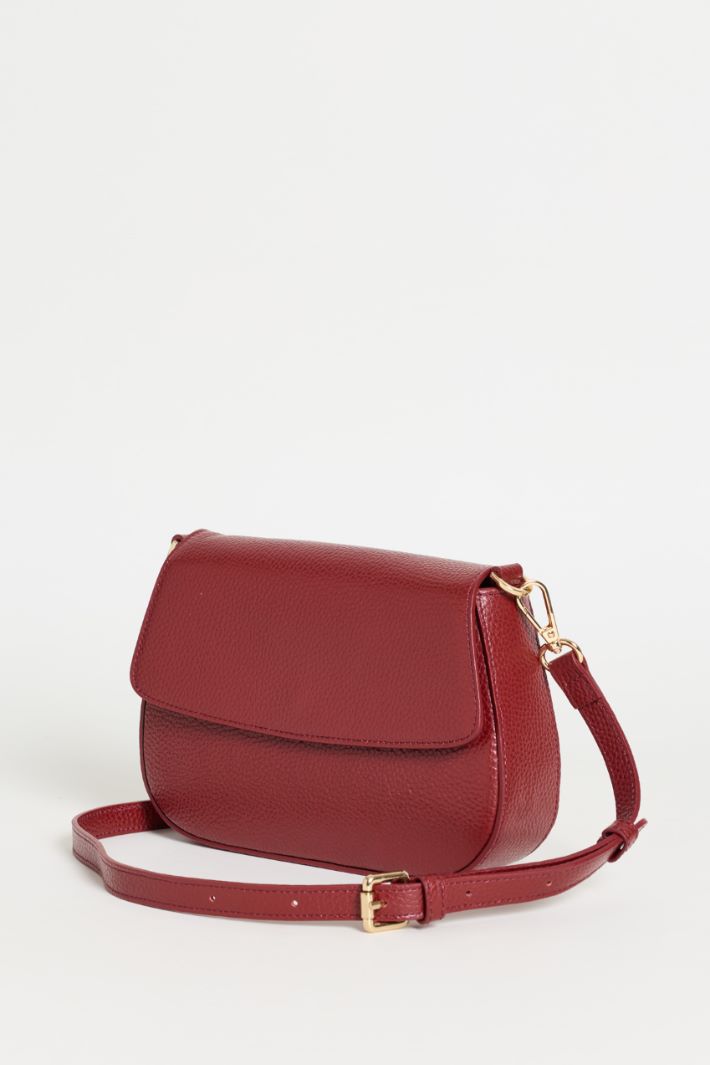 Tumbled leather shoulder bag - RED - Intrend - 2