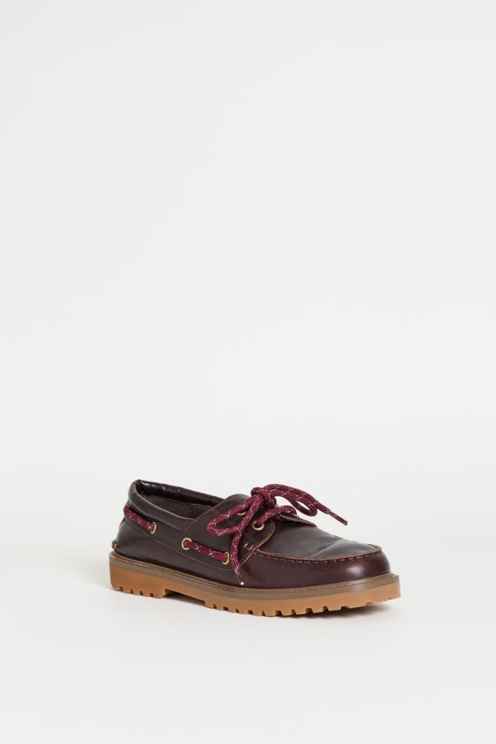 Lace-up leather boat shoes - BROWN - Intrend - 2