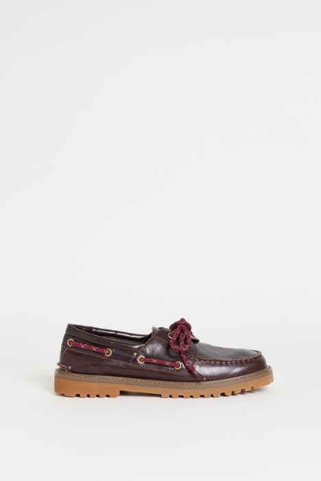 Lace-up leather boat shoes - Intrend