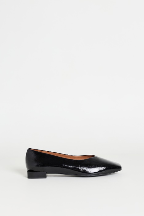 V-cut ballet flats - Intrend
