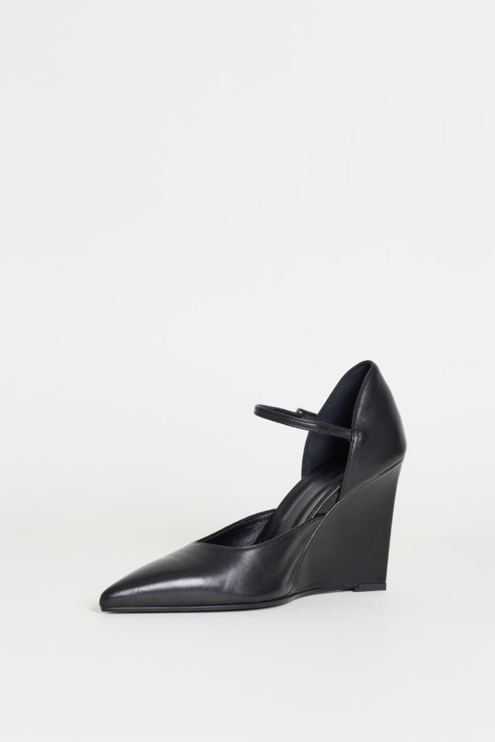 Pumps con zeppa - NERO - Intrend - 3
