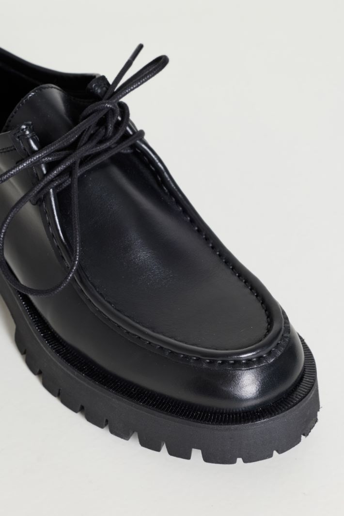 Stringate in pelle - NERO - Intrend - 4