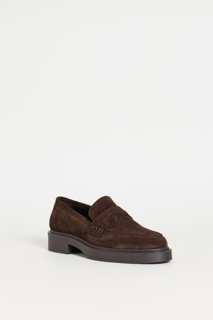 Suede Loafers - BROWN - Intrend - 2