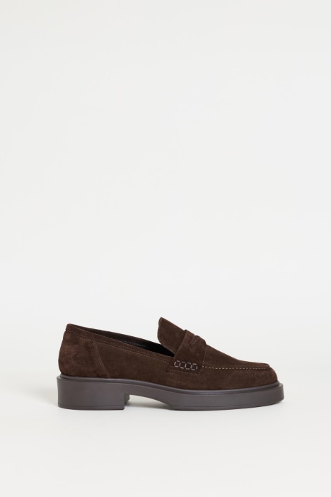 Suede Loafers - Intrend