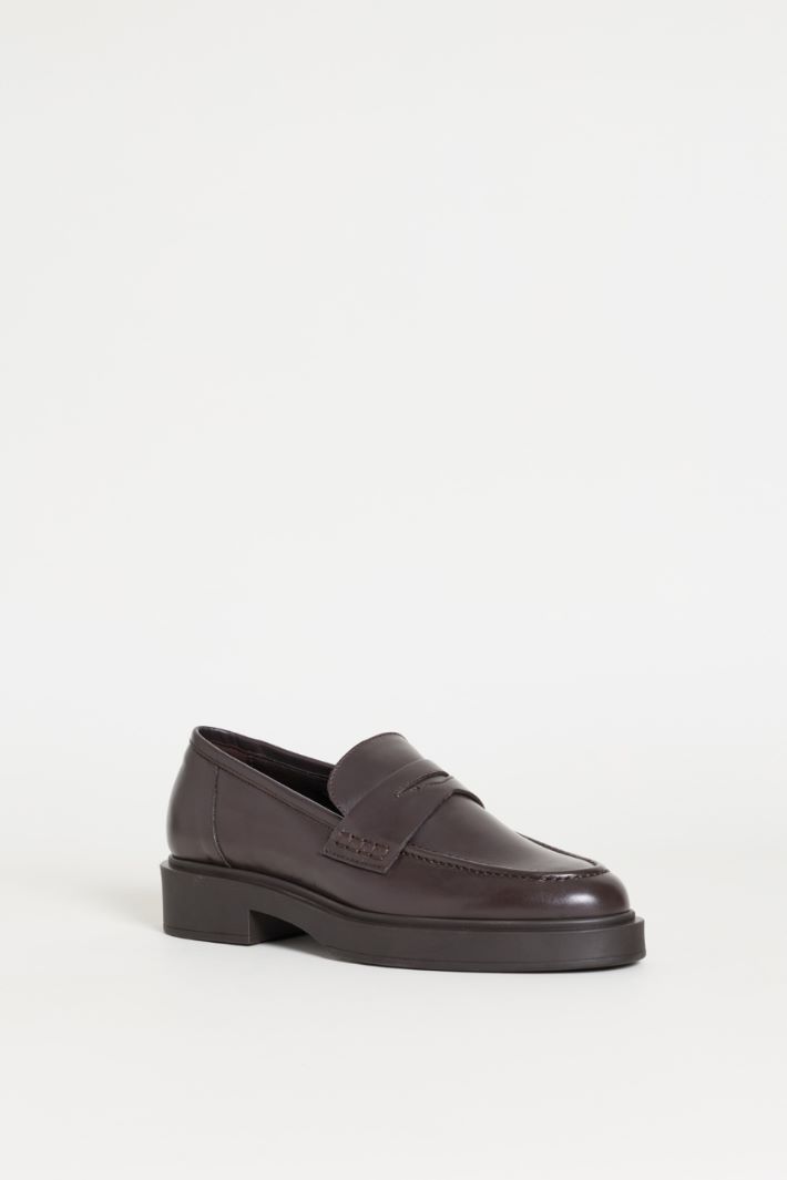 Smooth leather loafers - BROWN - Intrend - 2