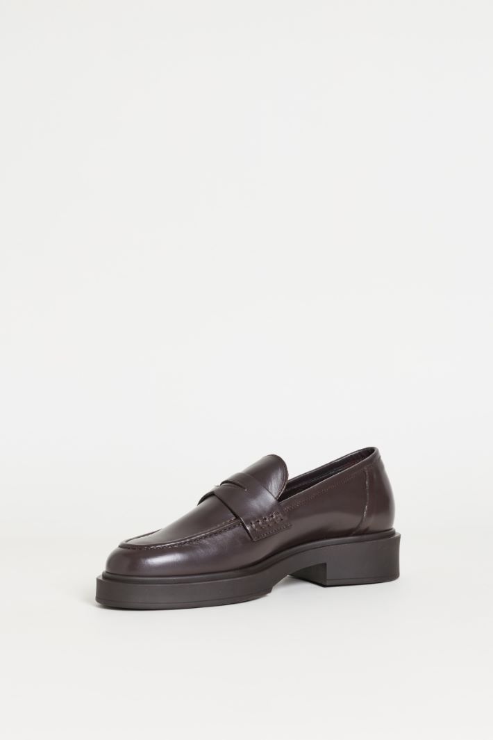 Smooth leather loafers - BROWN - Intrend - 3