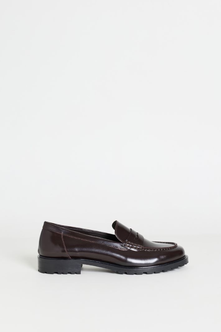 Mocassino in pelle liscia - MARRONE - Intrend