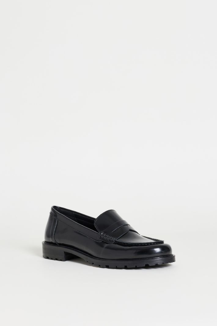 Mocassino in pelle liscia - NERO - Intrend - 2
