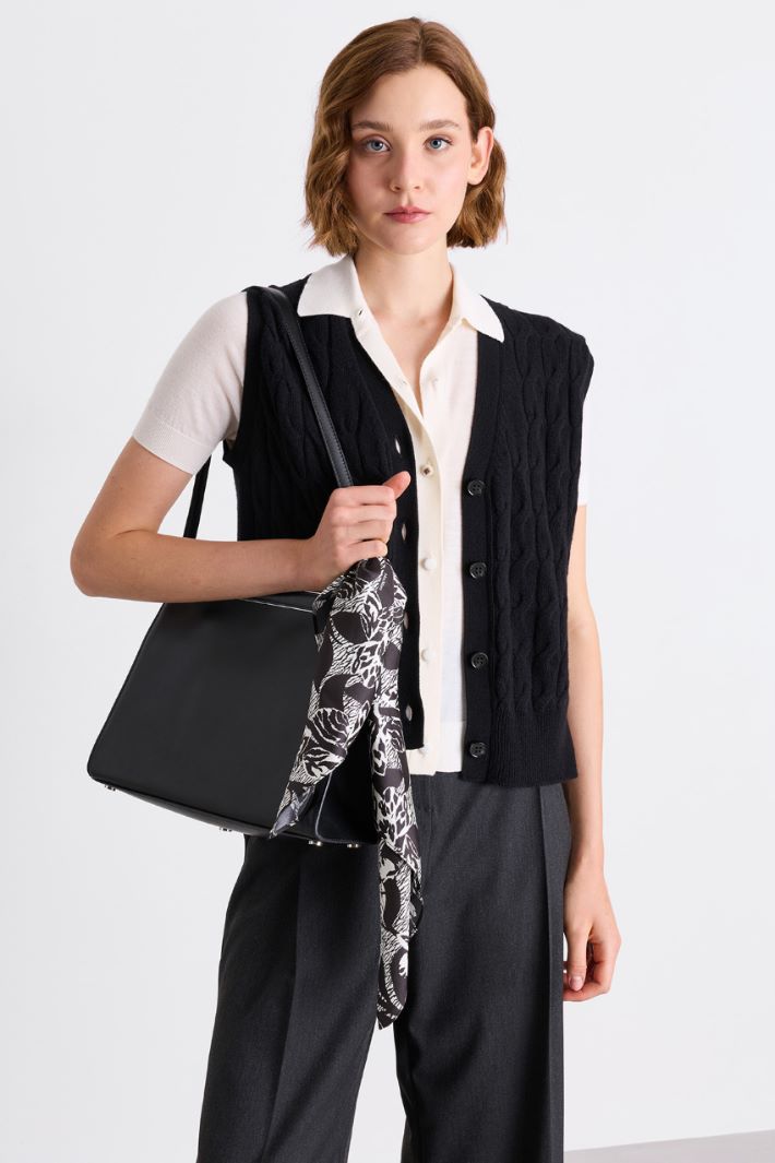 Foulard in pura seta - NERO - Intrend
