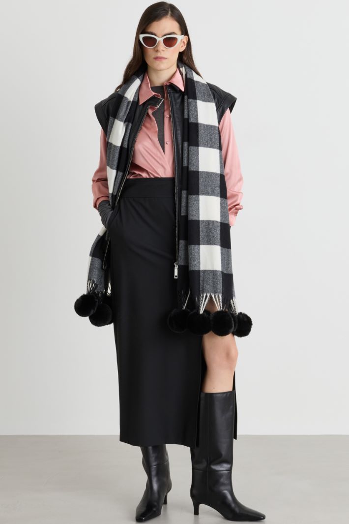 Pom-pom scarf - BLACK - Intrend - 2