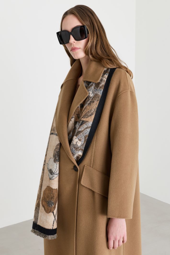 Stola con motivo jacquard - MARRONE - Intrend