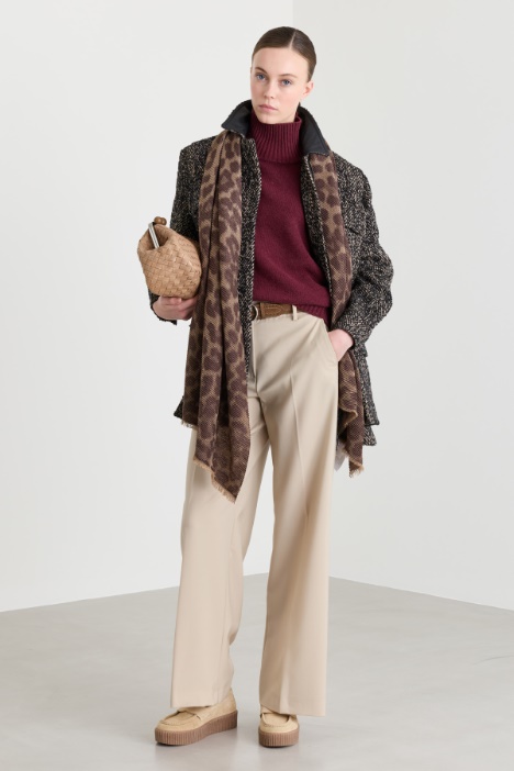 Wide jacquard stole - Intrend
