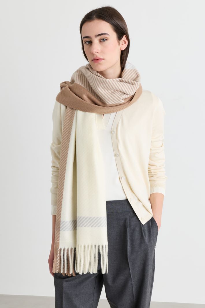 Fringed stole - BEIGE - Intrend - 2