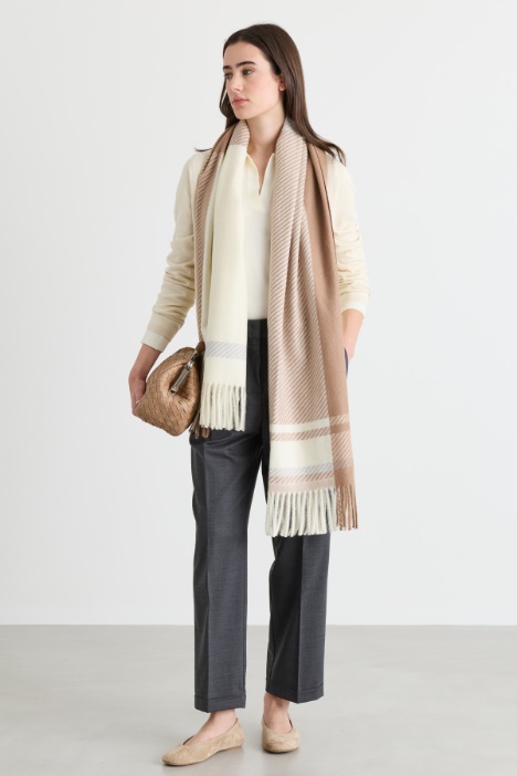 Fringed stole - Intrend