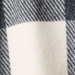 Color: NEGRO