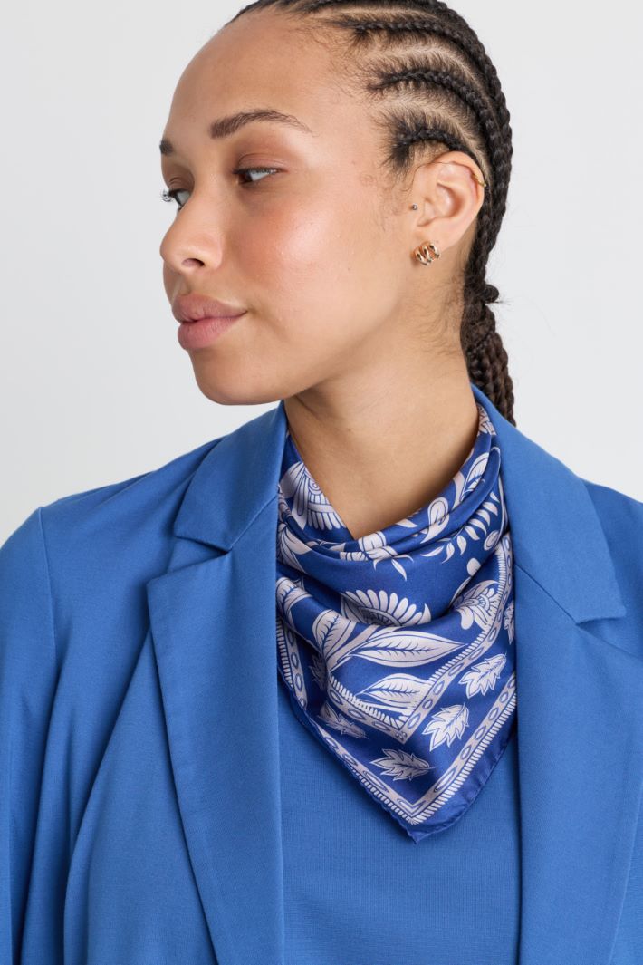 Silk scarf - BLUE - Intrend - 2