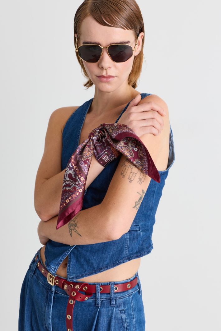 Foulard in seta - BORDEAUX - Intrend