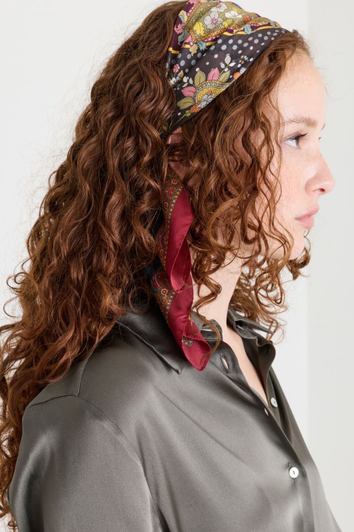 Silk scarf - BROWN - Intrend - 2
