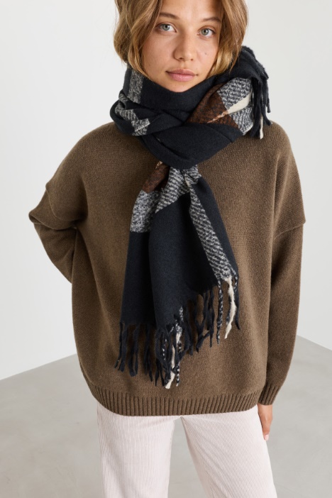 Fringed scarf - Intrend