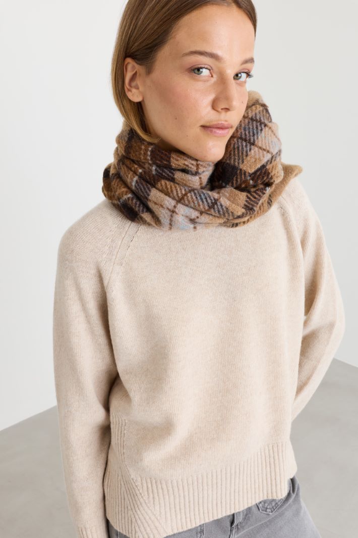 Fringed Scarf - CAMEL - Intrend - 2