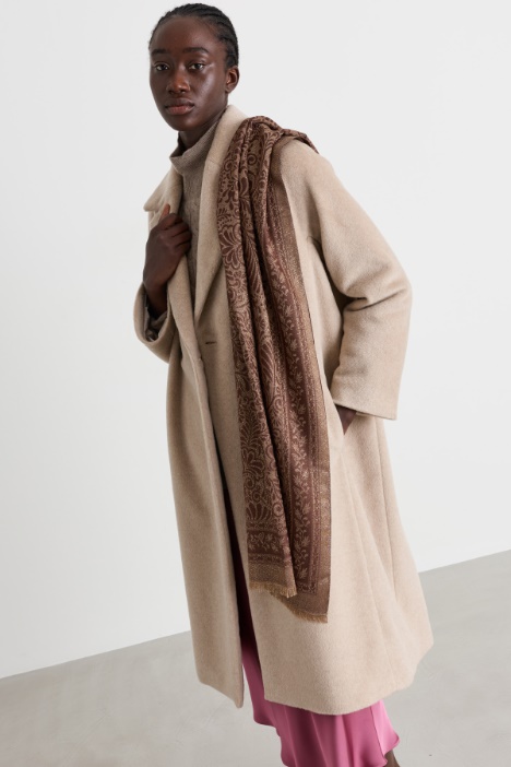 Contrasting Pattern Stole - Intrend