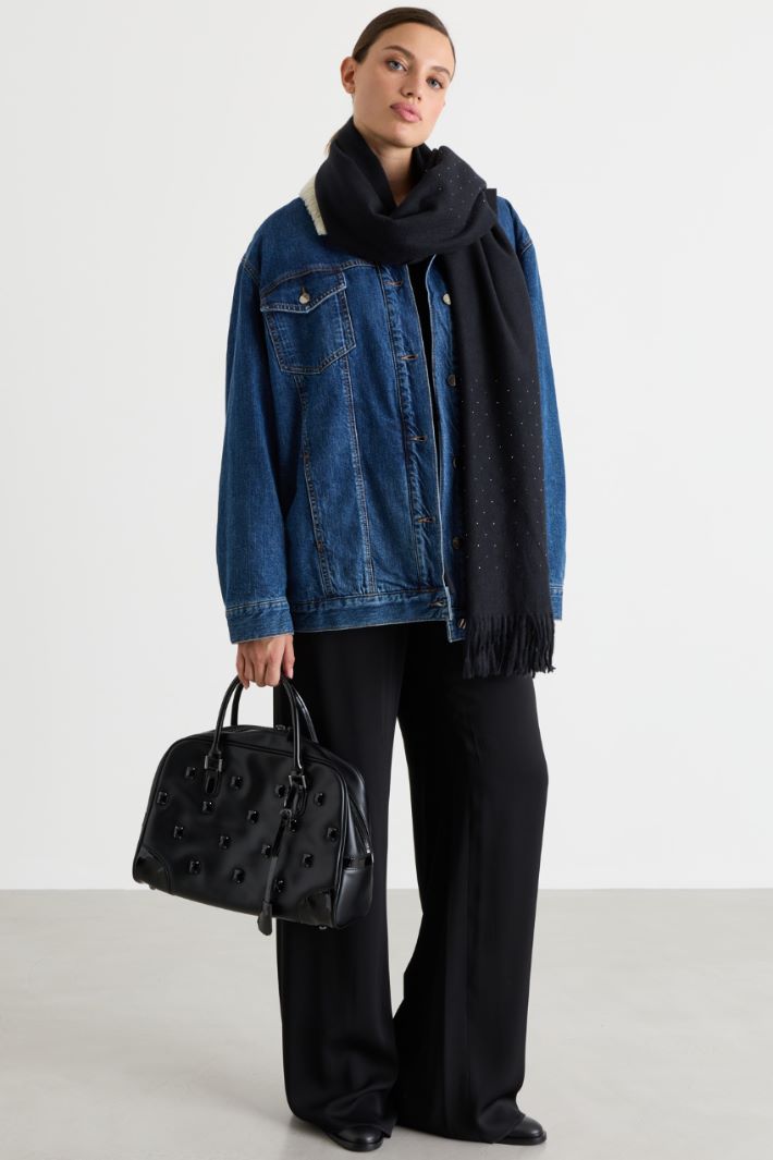 Fringed scarf - BLACK - Intrend