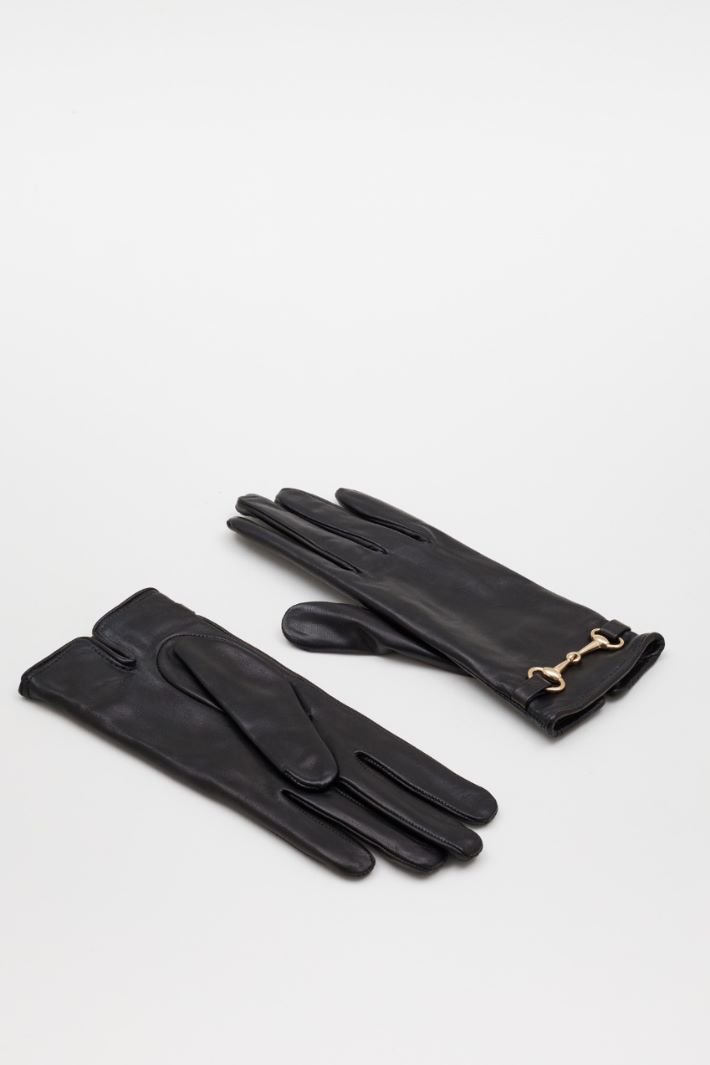 Leather gloves with stirrup detail - BLACK - Intrend