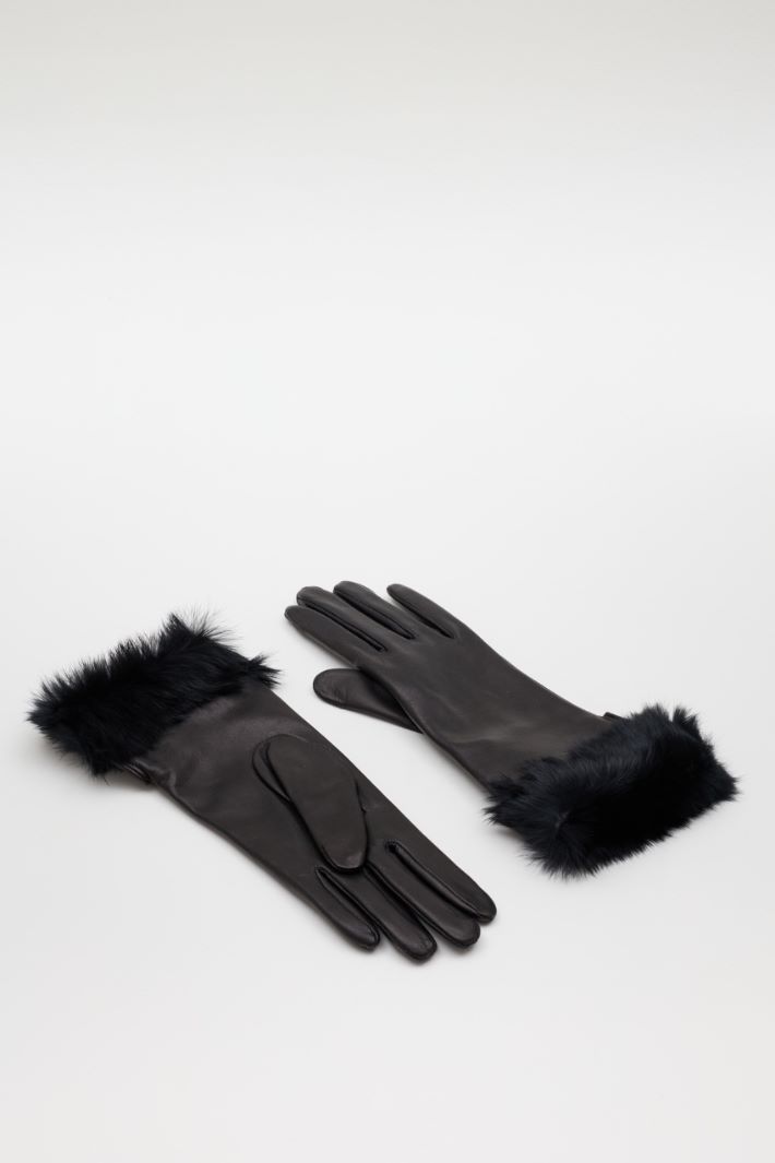 Guanti in pelle con bordo in pelliccia - NERO - Intrend