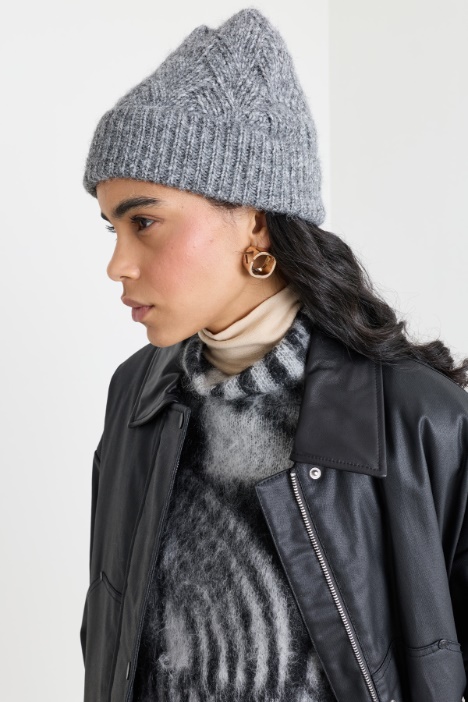 Chevron-Knit Beanie - Intrend