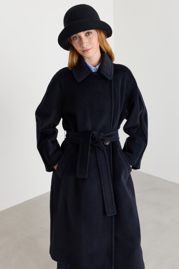 Cappello con falda ripiegata - NERO - Intrend - 2