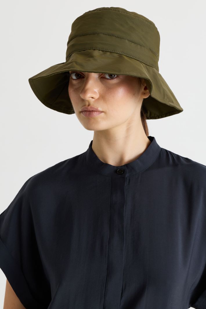 Cappello da pescatore con coulisse - VERDE - Intrend