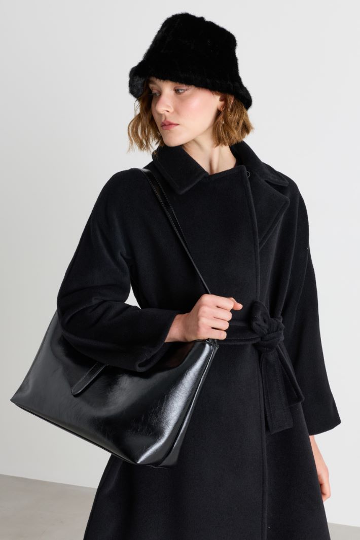 Ribbed Fabric Hat - BLACK - Intrend