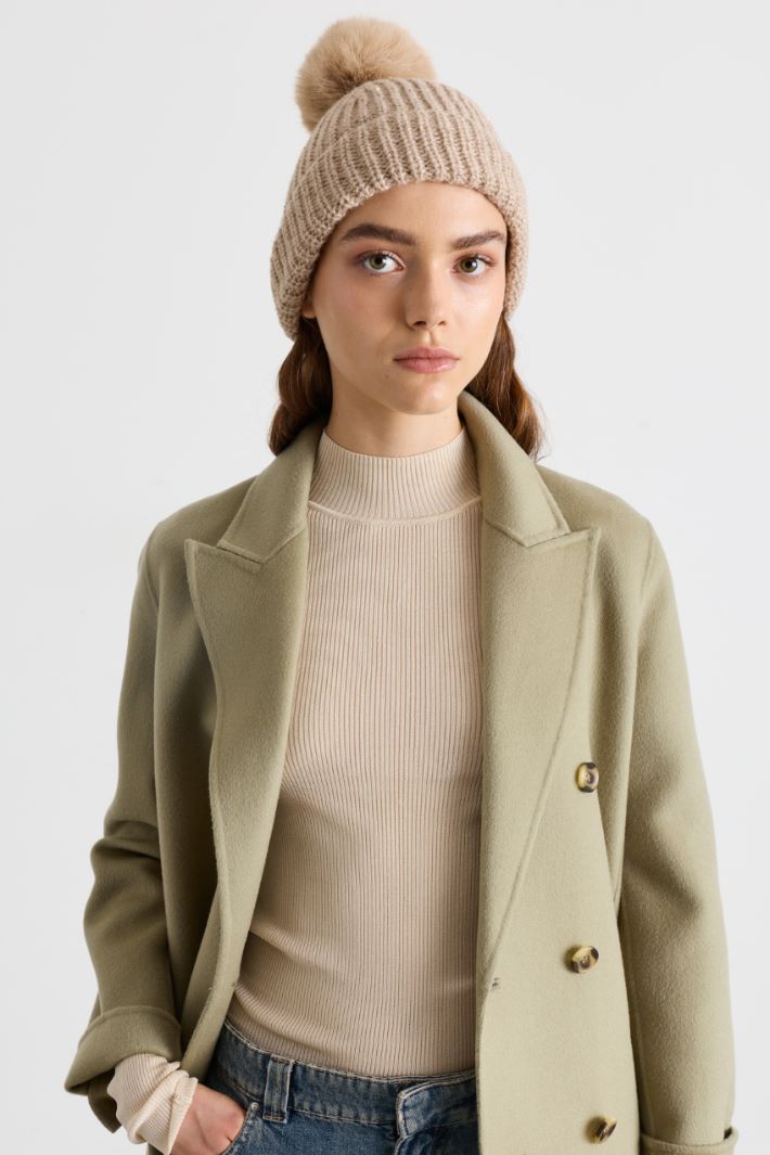Beanie con pompon - BEIGE - Intrend - 2