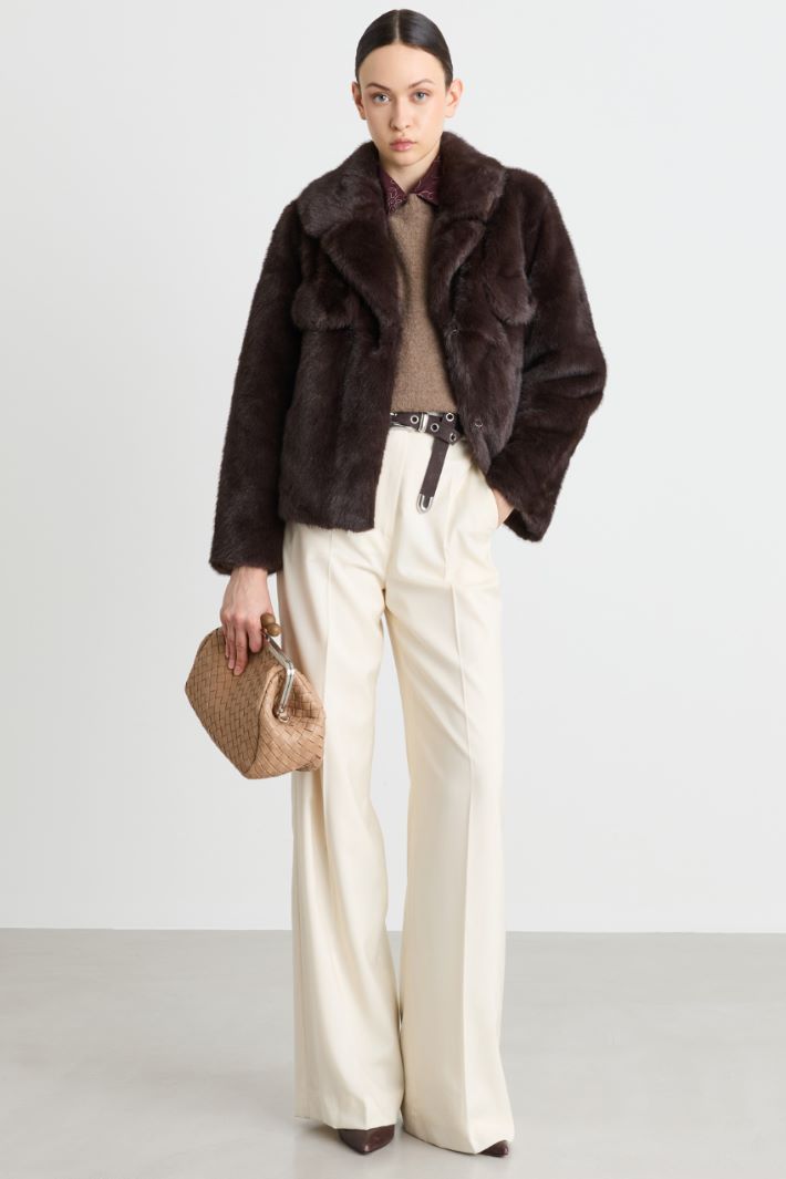 Cappotto corto in tessuto morbido e caldo - MARRONE - Intrend