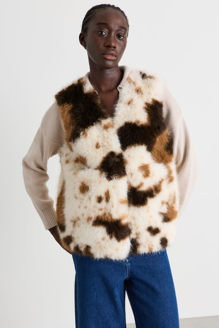 Soft, warm gilet - WHITE BROWN - Intrend - 2