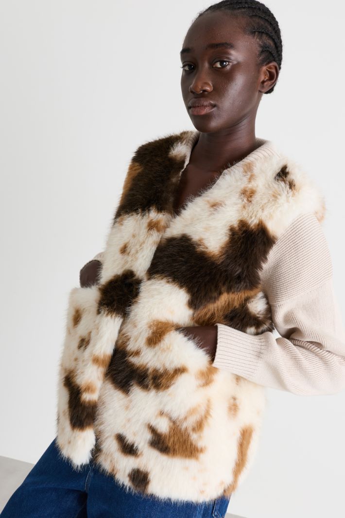 Soft, warm gilet - WHITE BROWN - Intrend - 3
