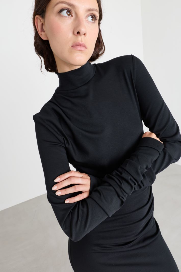 Jersey dress with ruched detailing - BLACK - Intrend - 3