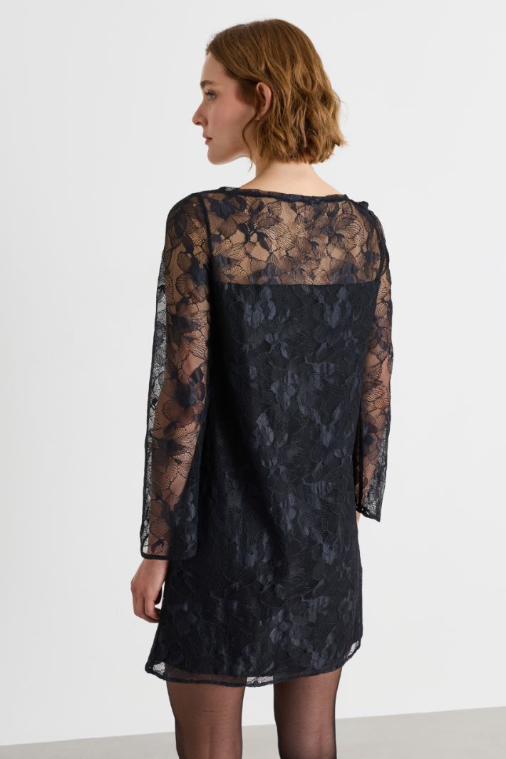 Minidress in pizzo a motivo floreale - NERO - Intrend - 4