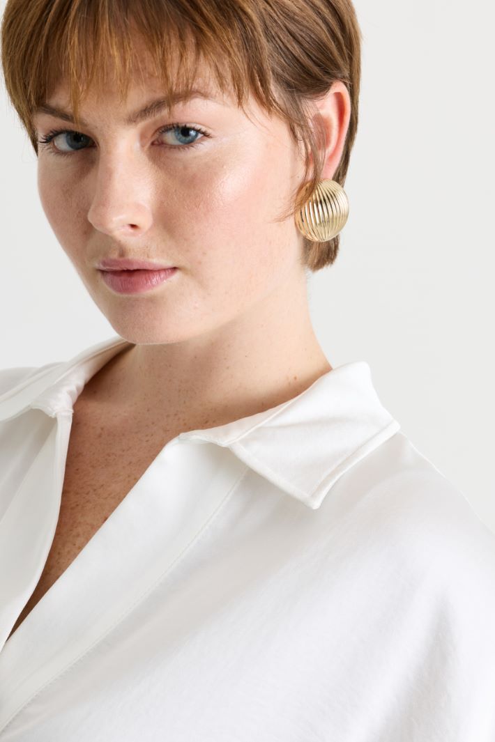 Ribbed hoop earrings - GOLD - Intrend - 3