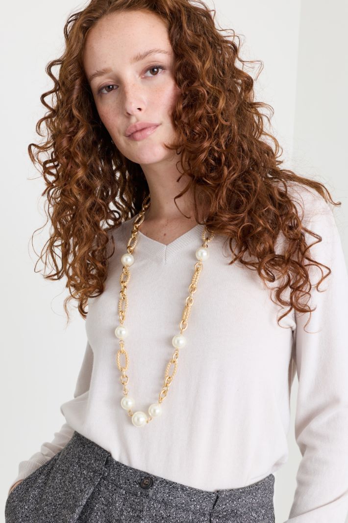 Long Necklace with Oversized Beads - WHITE - Intrend - 3