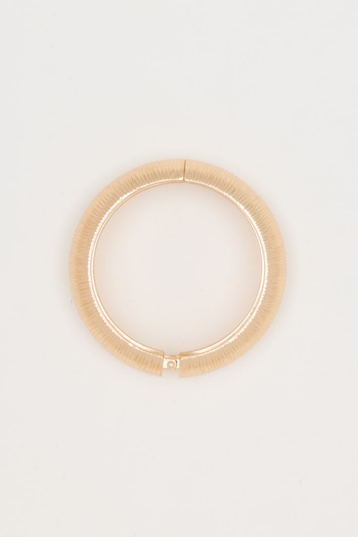 Bracciale in metallo inciso - ORO - Intrend - 2