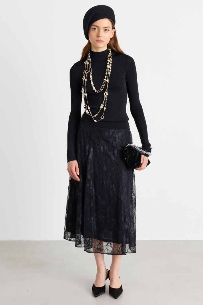 Flared lace skirt - BLACK - Intrend