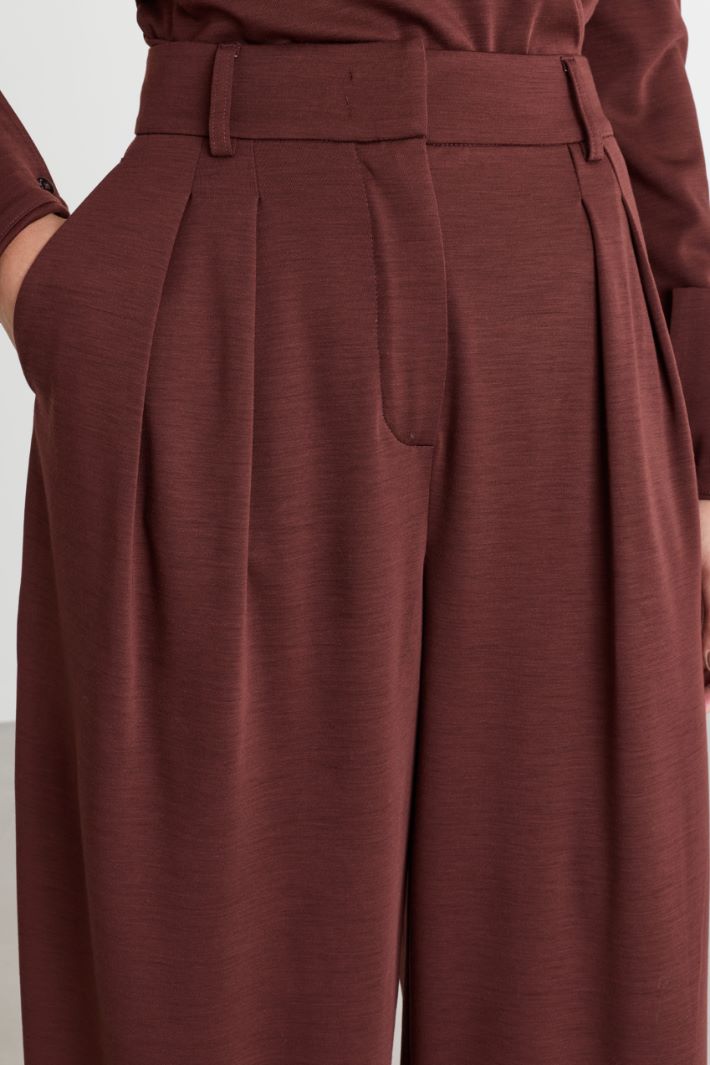 Double-pleated palazzo trousers - BORDEAUX - Intrend - 3