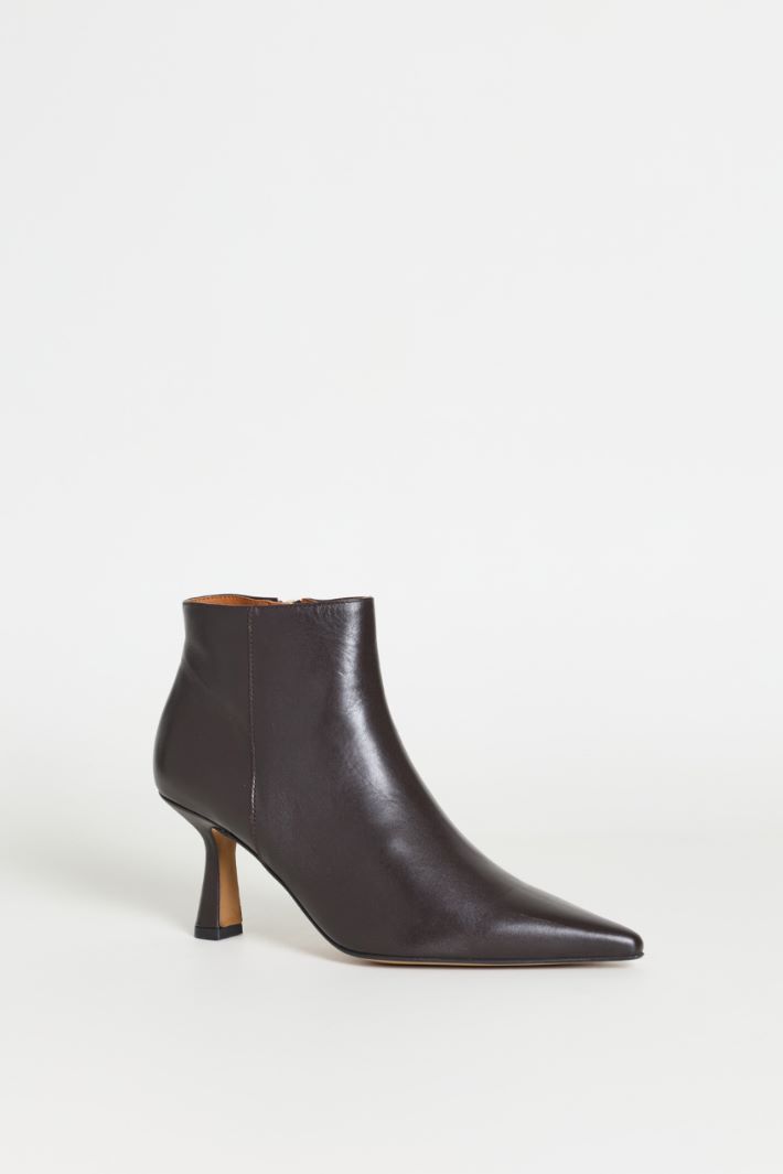 Leather ankle boots - BLACK - Intrend - 2