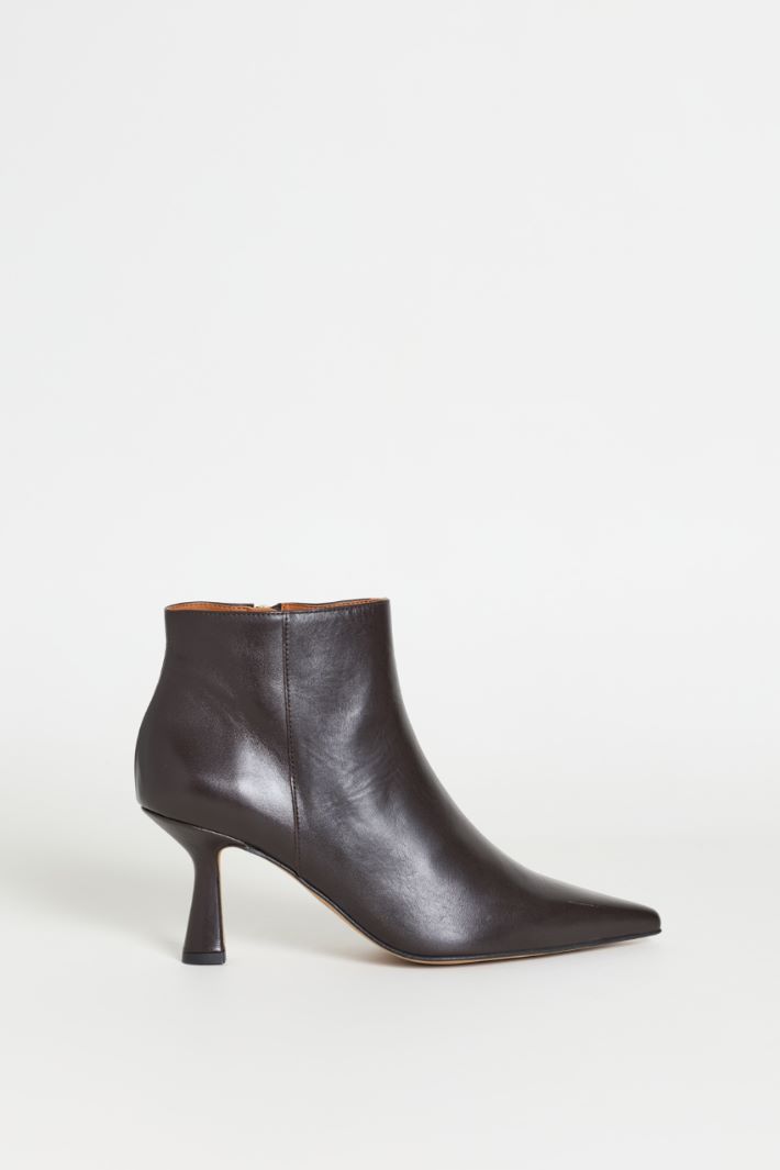 Leather ankle boots - BLACK - Intrend