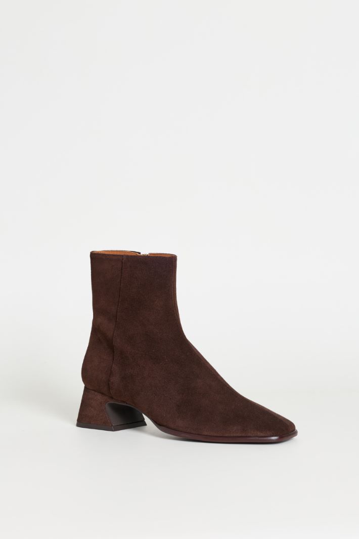 Suede ankle boots - BROWN - Intrend - 2